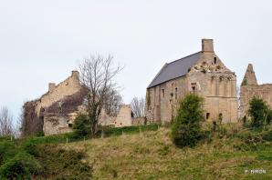 LES REMPARTS DE BEAUMONT-LE-RICHARD (Calvados)