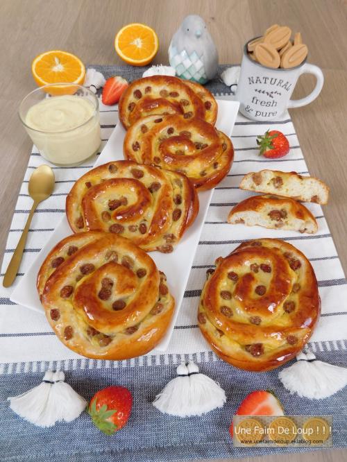 Pains aux raisins briochés