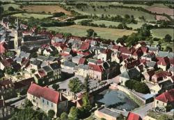 LES REMPARTS DE MOULINS-LA-MARCHE (Orne)