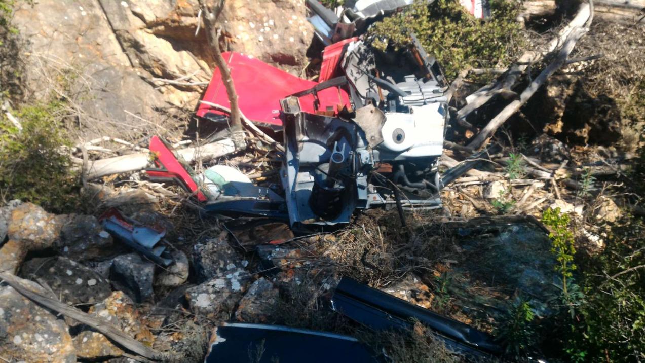 Marbre, cirque et véhicules découpés 3/4