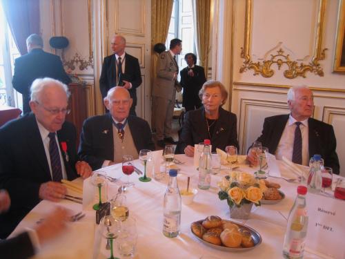 * Commémoration à Strasbourg avec dépôt de gerbes devant le char Zimmer et la plaque du Père Houchet