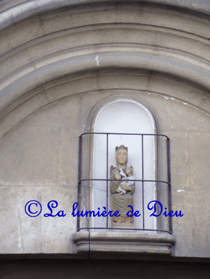 Les Mées, l'église Notre-Dame de l'Olivier