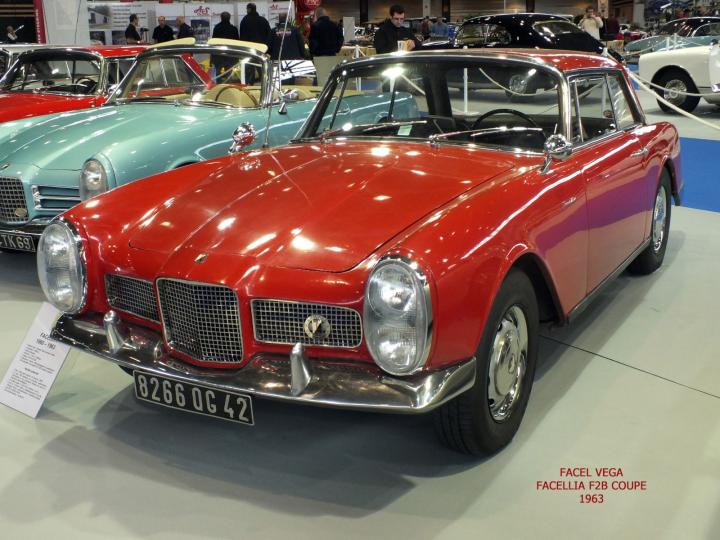FACEL VEGA : LES MODELES 4 ET 6 CYLINDRES