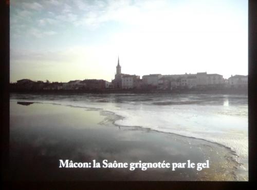 Une projection-échange sur un voyage sur les "Chemins de Compostelle" proposée par la  Bibliothèque Municipale