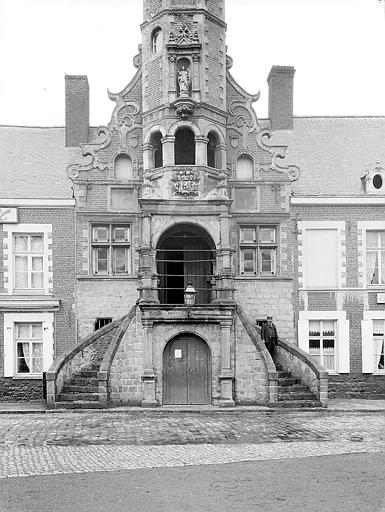 Orchies - Beffroi (Henri Deneux) (Base Mémoire)