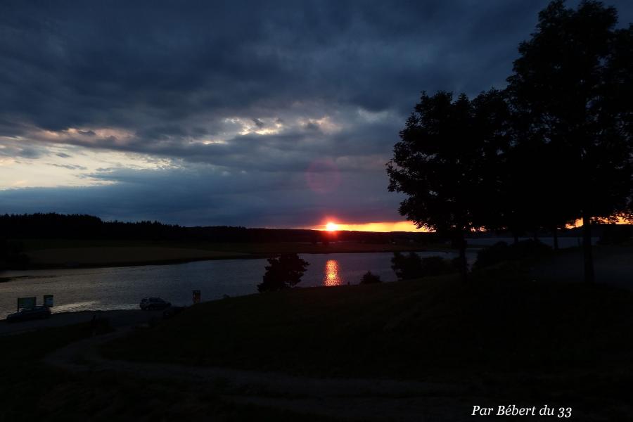 Naussac le lac dept 48 (3)