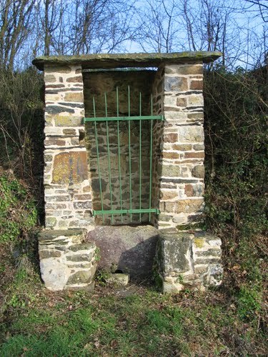 TEILLAY-PUIT.jpg