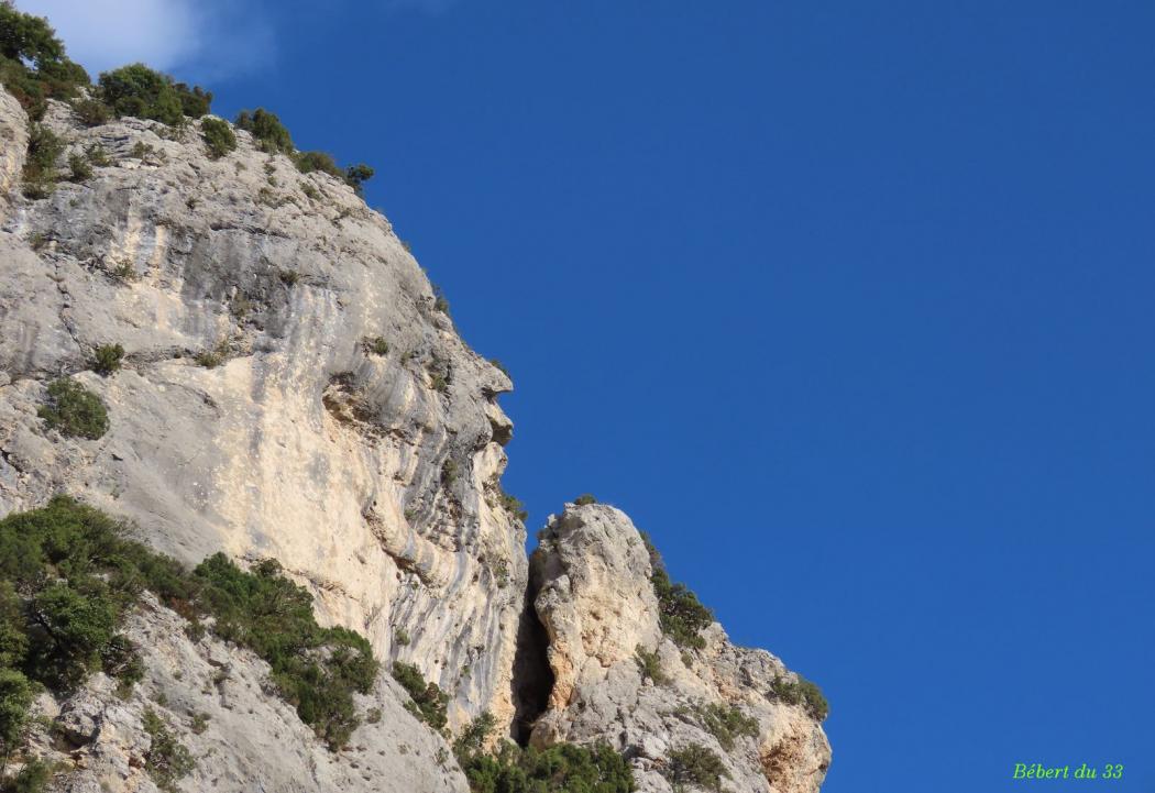 un pause à Moustier