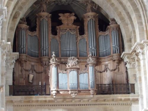 Visite de la Cathédrale Saint-Mammès de Langres (52 Haute Marne), séjour en camping-car