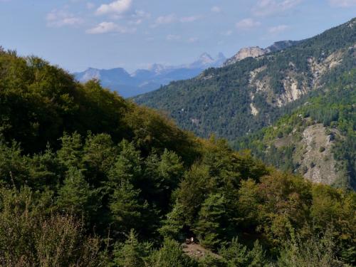 Au pied de la petite Céüse
